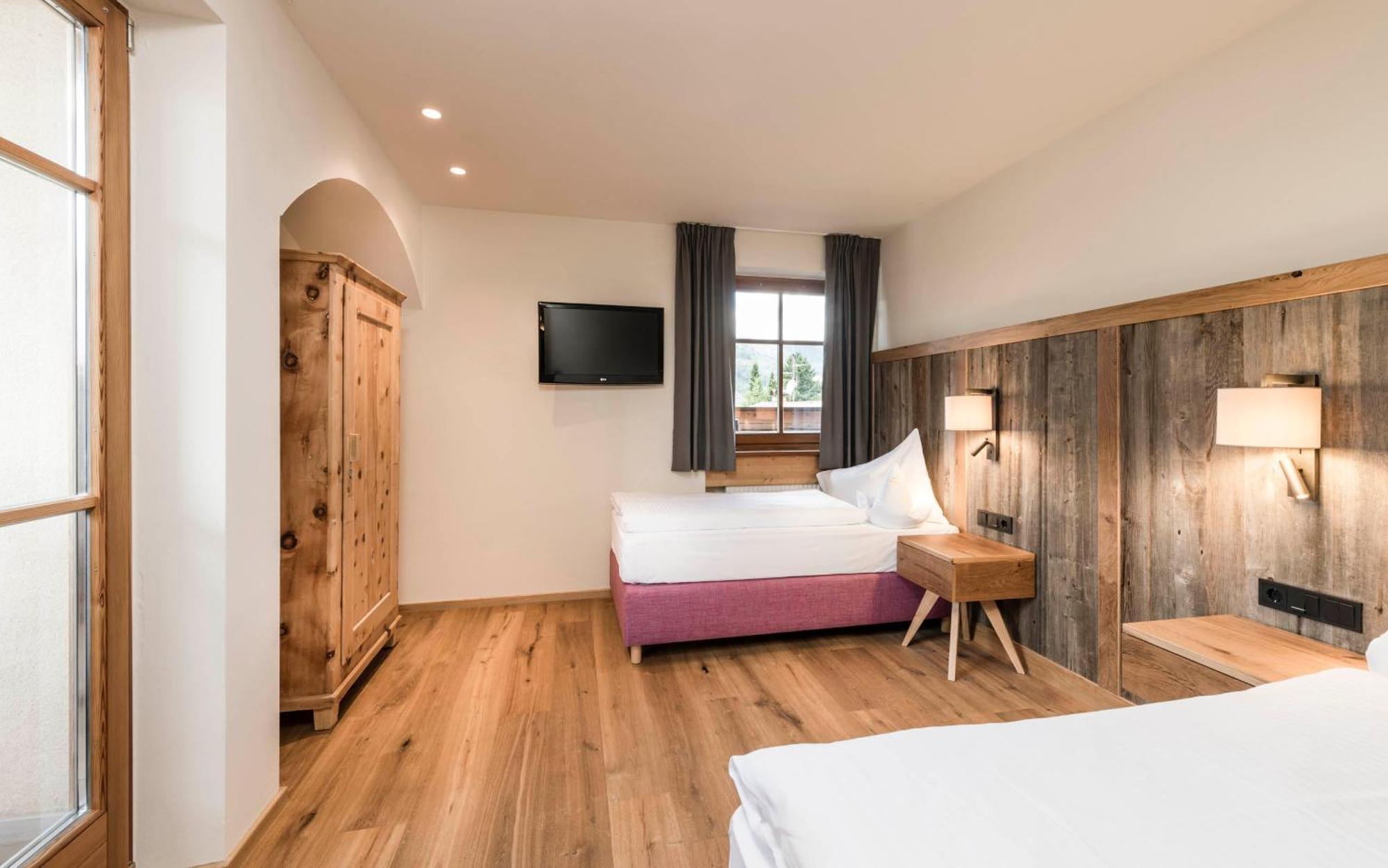 Mirabell Dolomites Hotel - Luxury Ayurveda & Spa Olang Exterior foto