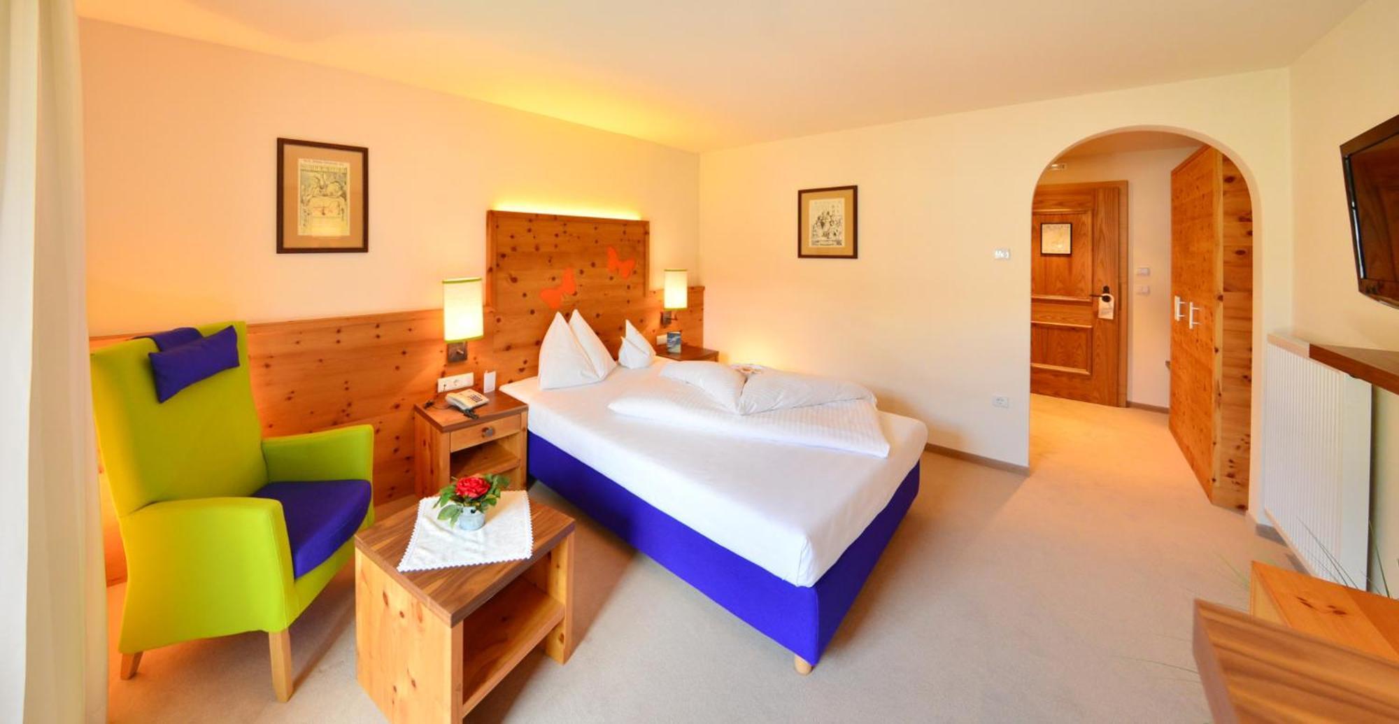 Mirabell Dolomites Hotel - Luxury Ayurveda & Spa Olang Exterior foto