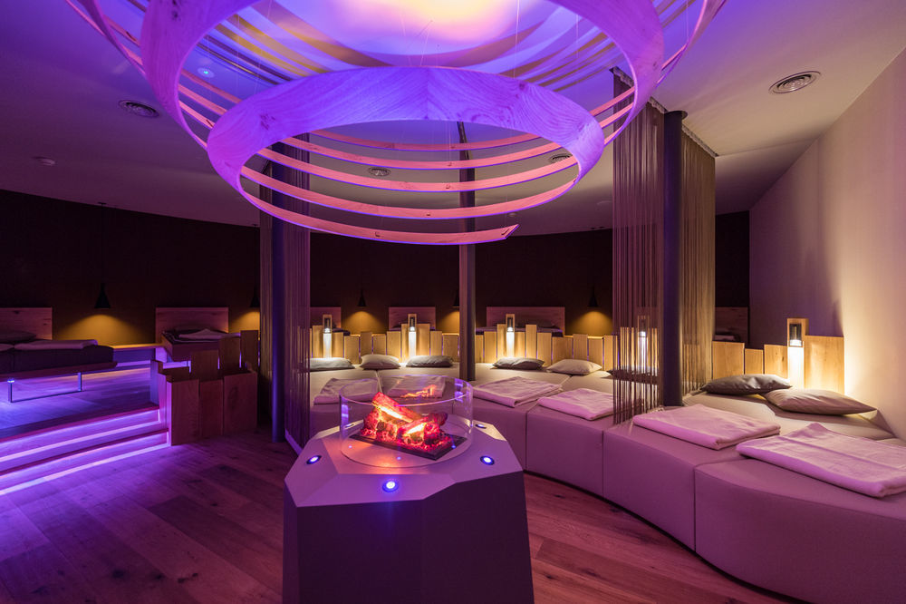 Mirabell Dolomites Hotel - Luxury Ayurveda & Spa Olang Exterior foto