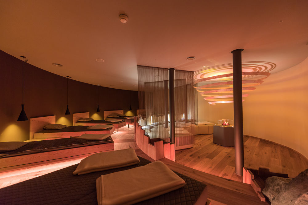 Mirabell Dolomites Hotel - Luxury Ayurveda & Spa Olang Exterior foto