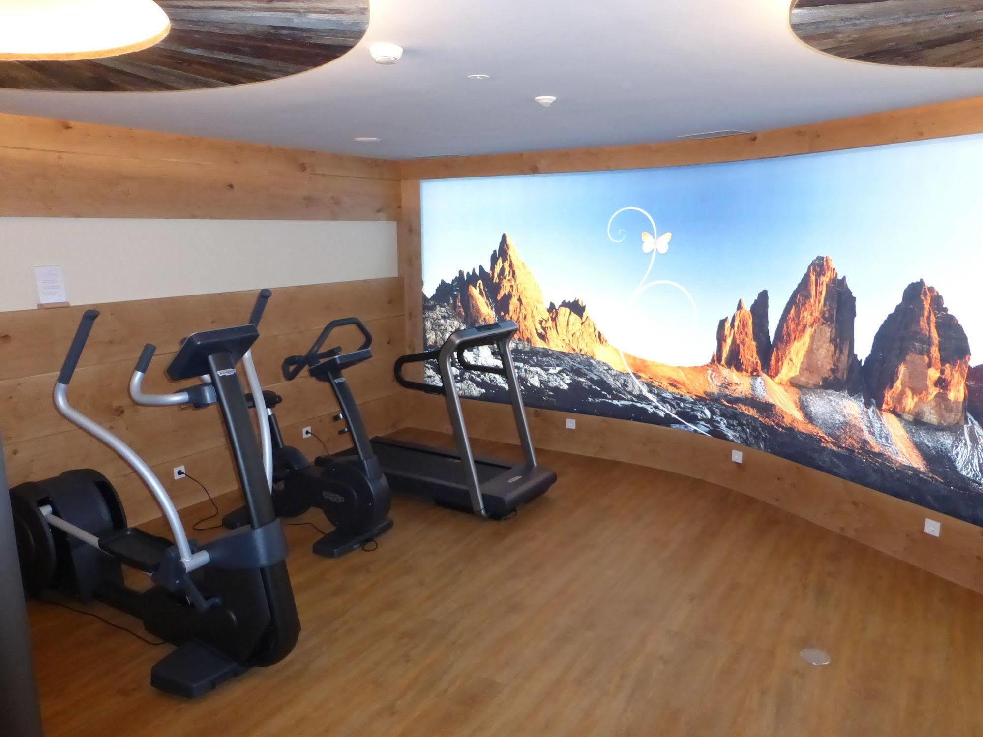 Mirabell Dolomites Hotel - Luxury Ayurveda & Spa Olang Exterior foto